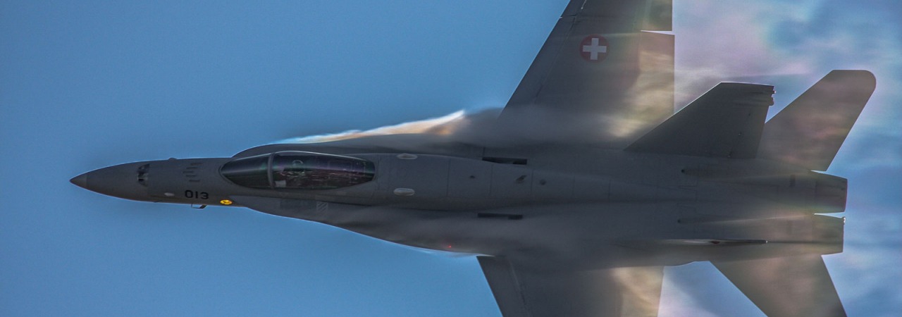 Flying Boeing F/A-18